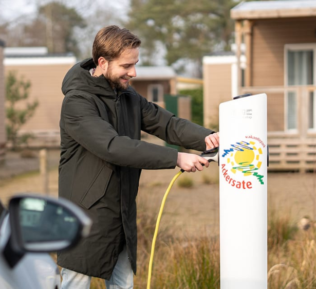 Laadoplossingen voor bedrijven - Header - 615x562